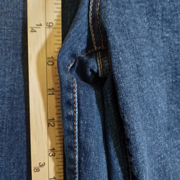 Cest Toi Jeans Women's Size 7 Bootcut Cropped Dark Wash Midrise Stretch Blue - Picture 4 of 7